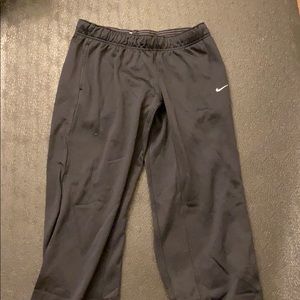Nike therma-fit sweatpants
